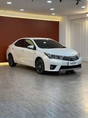 Jual bekas Toyota Corolla Altis 1.8 V 2016 Odo 77 Ribu Record Antik Bergaransi,lokasi di Jakarta Utara