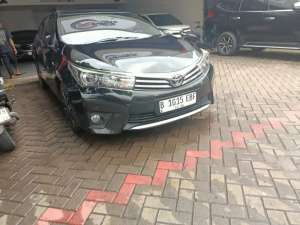 Jual bekas Toyota Corolla Altis V At tahun 2015,lokasi di Tangerang Kota