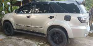 Jual bekas Toyota Fortuner 2007 Bensin,lokasi di  ,Bekasi Kab.