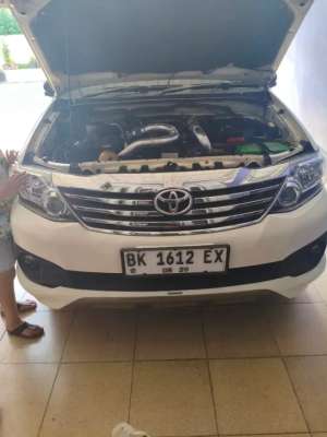 Jual bekas toyota fortuner 2011,lokasi di Medan Kota