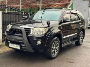 Jual bekas Toyota Fortuner 2011 G Diesel metik full istimewa yuk jual cepet,lokasi di Bandar Lampung Kota