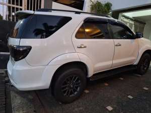 Jual bekas Toyota Fortuner 2014 Diesel,lokasi di Tangerang Kota