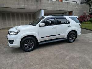 Jual bekas Toyota Fortuner 2014 Diesel AT VNT TRD Sportivo,lokasi di Bandung Kota