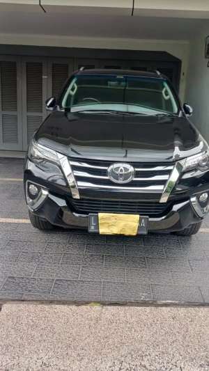 Jual bekas Toyota Fortuner 2016 Diesel,lokasi di Surabaya Kota