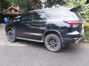 Jual bekas Toyota Fortuner 2021 Diesel,lokasi di Bekasi Kota