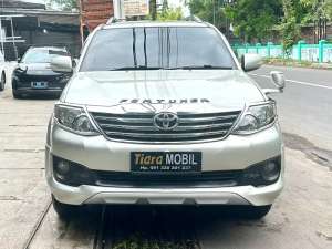 Jual bekas Toyota Fortuner 2.5 G TRD Automatic Th 2012,lokasi di Cirebon Kota