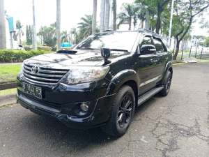 Jual bekas Toyota Fortuner 2.5 VNT TRD AT Diesel 2013,lokasi di Bekasi Kota