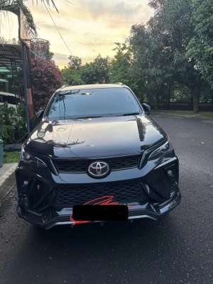 Jual bekas Toyota Fortuner 2.7 SRZ GR Sport 2024,lokasi di Jakarta Barat