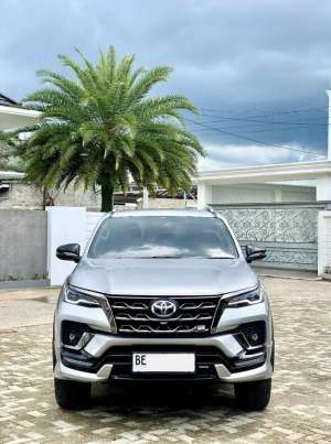 Jual bekas Toyota Fortuner 2.8 GR Sport,lokasi di Bandar Lampung Kota