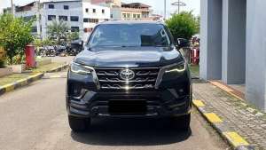 Jual bekas Toyota Fortuner 2.8 VRZ GR Sport 4x4 Diesel AT Facelift 2024 Like New,lokasi di Jakarta Selatan