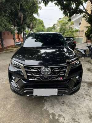 Jual bekas Toyota Fortuner GR Sport 2022 km 47 rb kondisi bagus,lokasi di Jakarta Utara