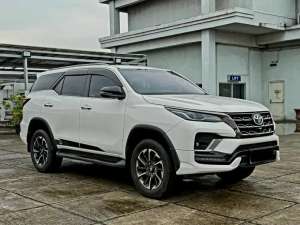 Jual bekas Toyota Fortuner GR Sport 2.8 2022,lokasi di Jakarta Pusat