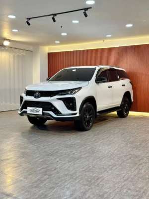 Jual bekas Toyota Fortuner Legender 2.8 GR Sport TSS AT Tahun 2025 Km 7 Rb Record,lokasi di Jakarta Timur