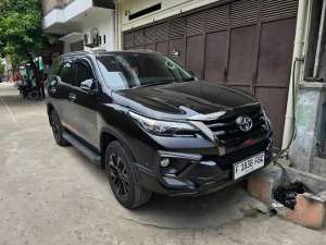 Jual bekas Toyota Fortuner TRD Sportivo Diesel Matic AT Tahun 2020 Hitam , 2019,lokasi di Jakarta Timur