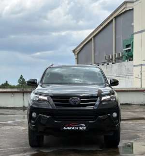 Jual bekas Toyota Fortuner VRZ 2.4 AT,lokasi di Jakarta Timur