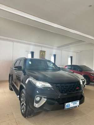 Jual bekas Toyota fortuner vrz 2.4 at solar 2017,lokasi di  ,Banjarmasin Kota