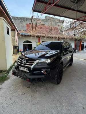 Jual bekas TOYOTA FORTUNER VRZ 2.4 AUTOMATIC 2017,lokasi di Pekanbaru Kota
