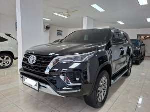 Jual bekas Toyota Fortuner Vrz 2,8cc automatic 2023,lokasi di Jakarta Timur