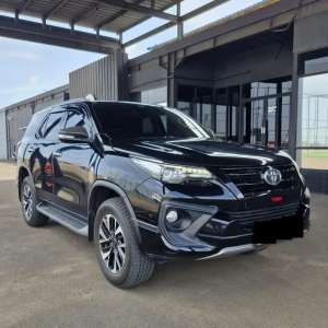 Jual bekas Toyota Fortuner VRZ 4X2 Nik 2018,lokasi di Jakarta Utara