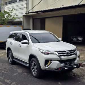 Jual bekas TOYOTA FORTUNER VRZ AT 2016 ISTIMEWA,lokasi di Bandung Kota