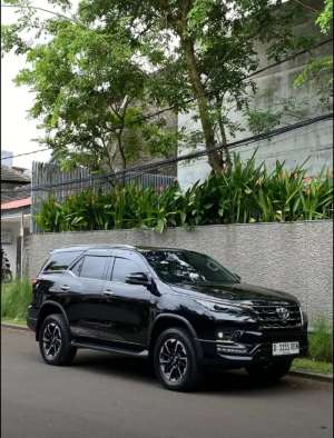 Jual bekas TOYOTA FORTUNER VRZ GR 2.8,lokasi di Sleman Kab.