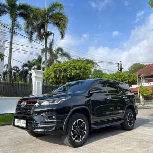 Jual bekas Toyota Fortuner Vrz trd last edition 2021 istimewa,lokasi di Padang Kota