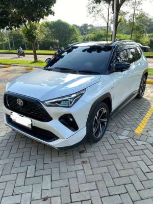 Jual bekas TOYOTA GR YARIS CROSS HYBRID 2024,lokasi di Tangerang Selatan Kota