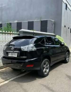 Jual bekas Toyota harier 2.4 2006,lokasi di Bogor Kab.