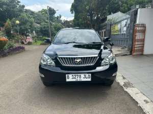 Jual bekas Toyota Harrier 2.4 G Th.2010,lokasi di Jakarta Timur