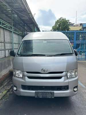 Jual bekas Toyota hi ace commuter 2018,lokasi di Jakarta Barat
