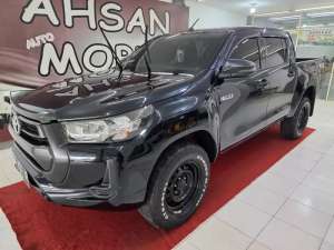Jual bekas Toyota Hilux E manual Double Cabin 4x4 2022,lokasi di Pekanbaru Kota