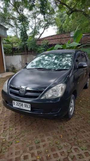 Jual bekas Toyota Innova 2005 E,lokasi di  ,Tangerang Kota