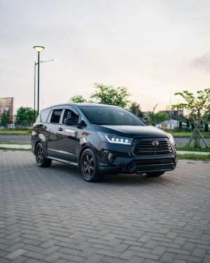 Jual bekas Toyota Innova 2GD Diesel V AT 2020 Black Hitam 2021 2019 dijual Bu,lokasi di Jakarta Utara
