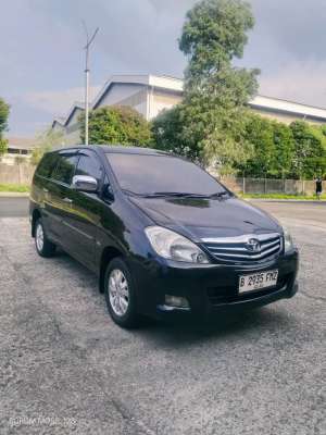 Jual bekas Toyota Innova V at 2010,lokasi di Jakarta Timur