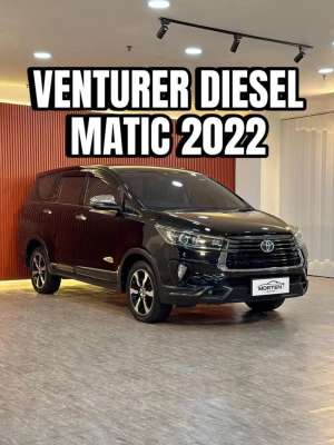 Jual bekas Toyota Innova Venturer 2.4 diesel matic 2022,lokasi di Jakarta Selatan