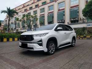 Jual bekas TOYOTA INNOVA ZENIX 2.0 Q HYBRID TSS MODELISTA AT 2025 KM 8RB,lokasi di Jakarta Utara