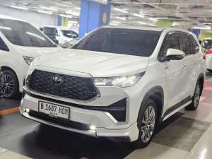 Jual bekas Toyota Innova Zenix Q modellista Hybird 2024 Putih,lokasi di Jakarta Pusat