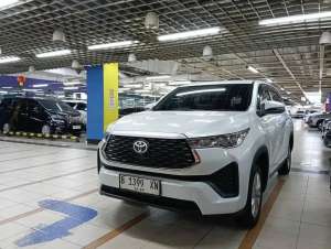 Jual bekas Toyota Innova Zenix V Automatic 2024,lokasi di Jakarta Pusat
