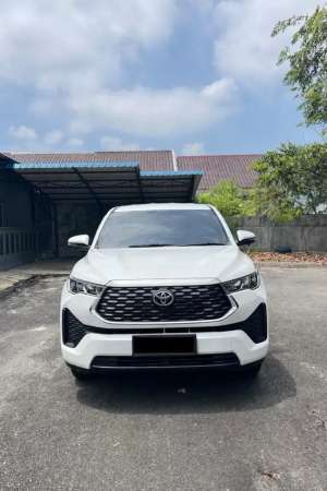 Jual bekas Toyota Innova Zenix V Non Hybrid,lokasi di Batam Kota
