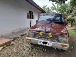Jual bekas Toyota kf20 kijang doyok 1984,lokasi di Asahan Kab.