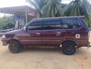 Jual bekas Toyota Kijang 2002 Bensin,lokasi di Labuhanbatu Selatan Kab.