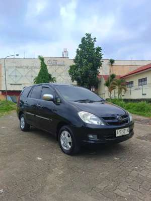 Jual bekas Toyota Kijang Innova 2.0 G AT 2006,lokasi di Tangerang Kab.