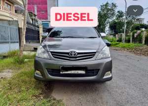 Jual bekas Toyota Kijang Innova 2008 Diesel Manual,lokasi di Surabaya Kota