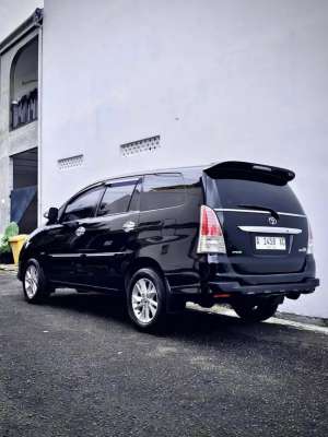 Jual bekas Toyota Kijang Innova 2010 Bensin,lokasi di Jakarta Selatan