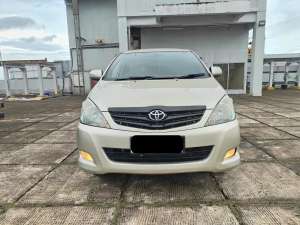 Jual bekas Toyota Kijang Innova 2010 Bensin,lokasi di Jakarta Utara