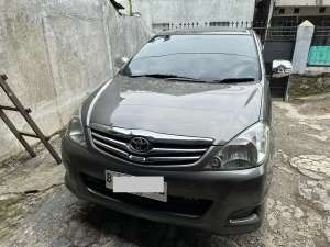 Jual bekas Toyota Kijang Innova 2011 Bensin,lokasi di Bandung Kota