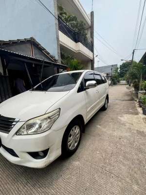 Jual bekas Toyota Kijang Innova 2013 Diesel,lokasi di Bekasi Kab.
