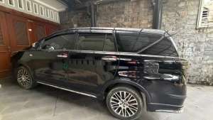 Jual bekas Toyota Kijang Innova 2016 Bensin type Q,lokasi di Jakarta Pusat