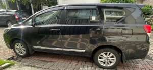 Jual bekas Toyota Kijang Innova 2017 Diesel,lokasi di Surabaya Kota