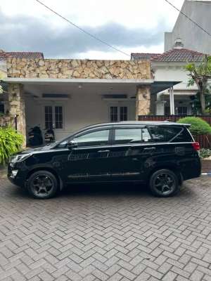 Jual bekas Toyota Kijang Innova 2020 Diesel,lokasi di Sidoarjo  Kab.